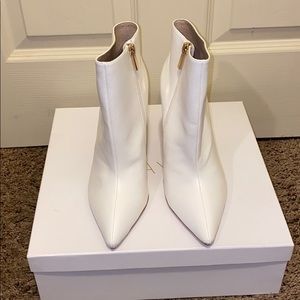 RAYE Congo boots in white